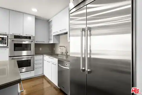 907 Lincoln Blvd #PH 302, Santa Monica, CA 90403 — photo 6
