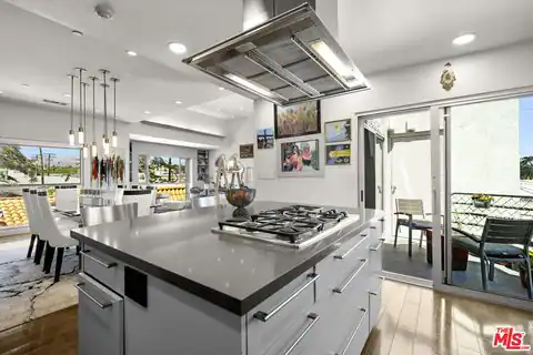 907 Lincoln Blvd #PH 302, Santa Monica, CA 90403 — photo 8