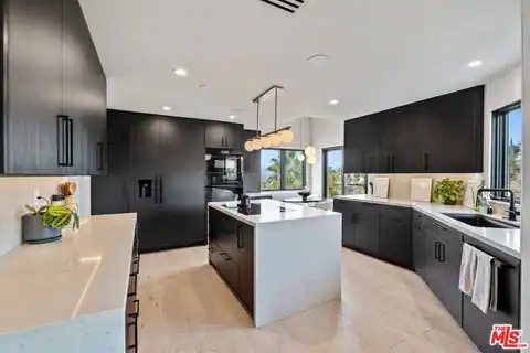 3656 Avenida Del Sol, Studio City, CA 91604 — photo 11
