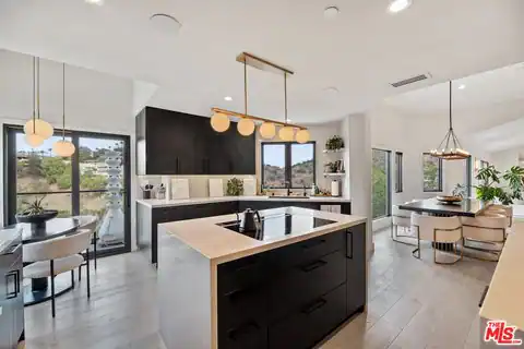 3656 Avenida Del Sol, Studio City, CA 91604 — photo 12