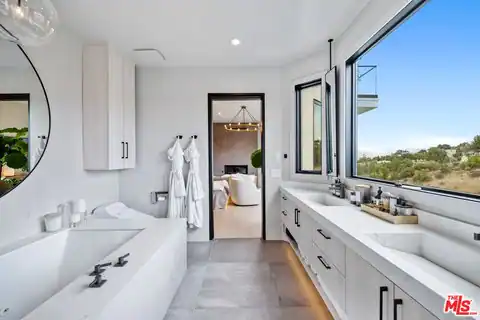 3656 Avenida Del Sol, Studio City, CA 91604 — photo 17
