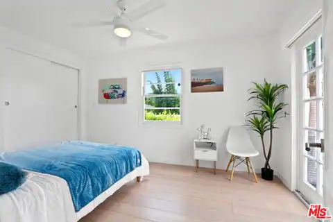 722 Kensington Rd, Santa Monica, CA 90405 — photo 14