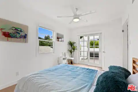 722 Kensington Rd, Santa Monica, CA 90405 — photo 15