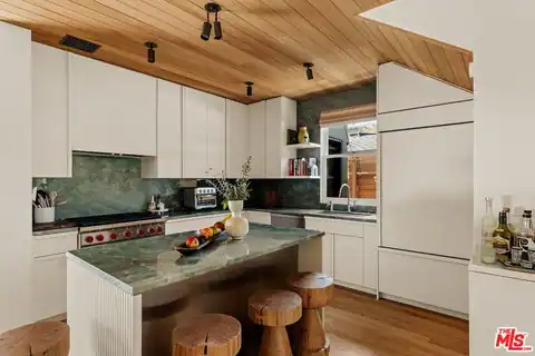 712 Nowita Pl, Venice, CA 90291 — photo 18