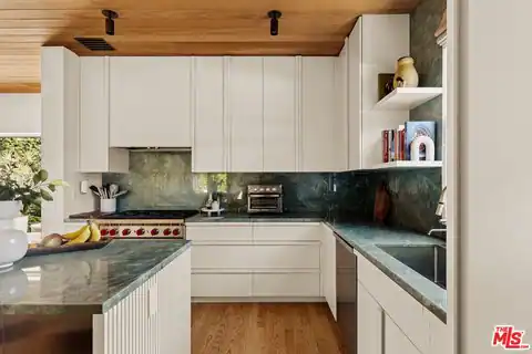 712 Nowita Pl, Venice, CA 90291 — photo 19
