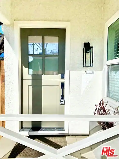 5222 Whitsett Ave #2, Valley Village, CA 91607 — photo 2