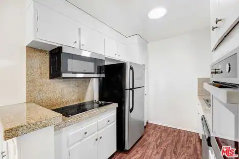 919 N Alfred St #203, West Hollywood, CA 90069 — photo 5