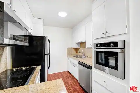 919 N Alfred St #203, West Hollywood, CA 90069 — photo 6