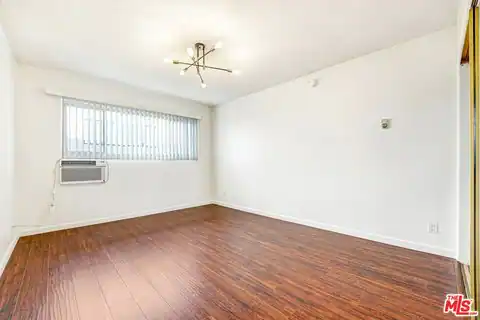 919 N Alfred St #203, West Hollywood, CA 90069 — photo 9