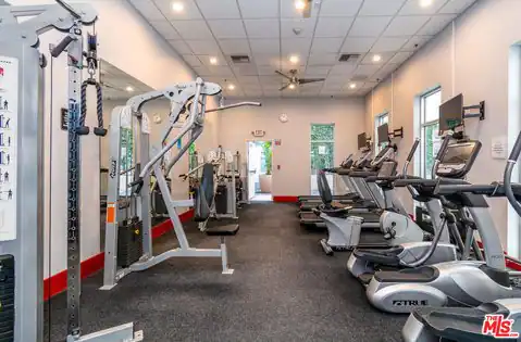 645 W 9th St #607, Los Angeles, CA 90015 — photo 19