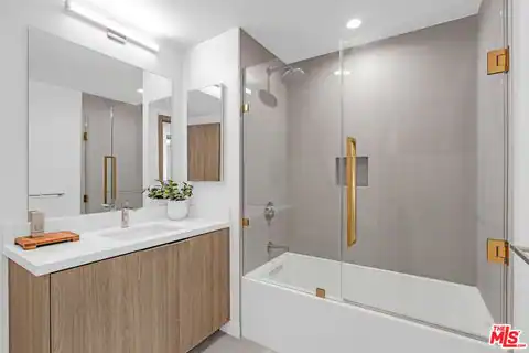 1257 N Detroit St #301, West Hollywood, CA 90046 — photo 9