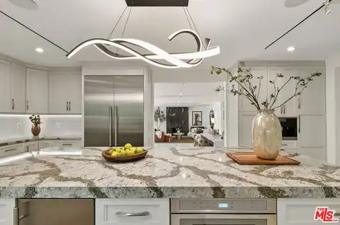 4423 Bergamo Dr, Los Angeles, CA 91436 — photo 25