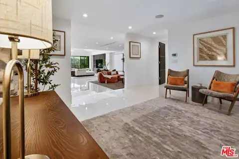 4423 Bergamo Dr, Los Angeles, CA 91436 — photo 6