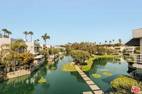610 Harbor St #1, Venice, CA 90291 — photo 2