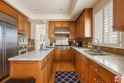 132 S Maple Dr #PH3, Beverly Hills, CA 90212 — photo 13