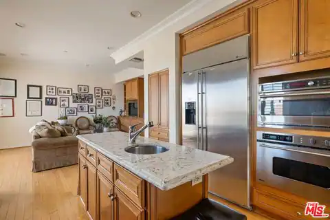 132 S Maple Dr #PH3, Beverly Hills, CA 90212 — photo 14