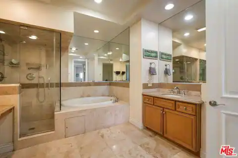 132 S Maple Dr #PH3, Beverly Hills, CA 90212 — photo 19