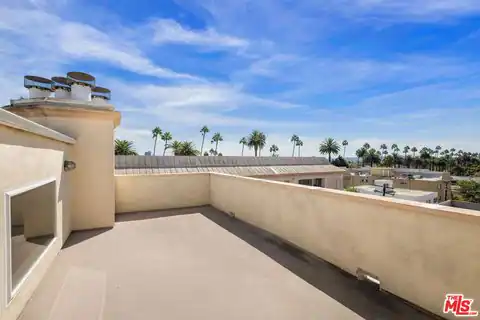 132 S Maple Dr #PH3, Beverly Hills, CA 90212 — photo 31