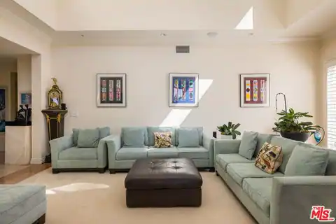 132 S Maple Dr #PH3, Beverly Hills, CA 90212 — photo 9