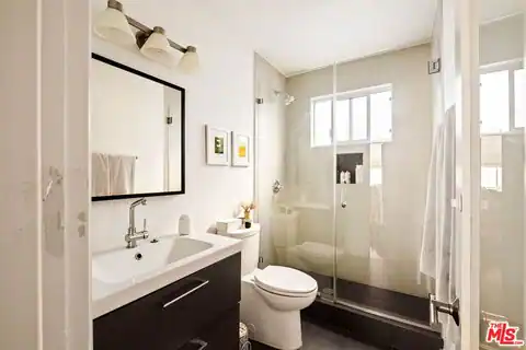 550 N Croft Ave #2, Los Angeles, CA 90048 — photo 20