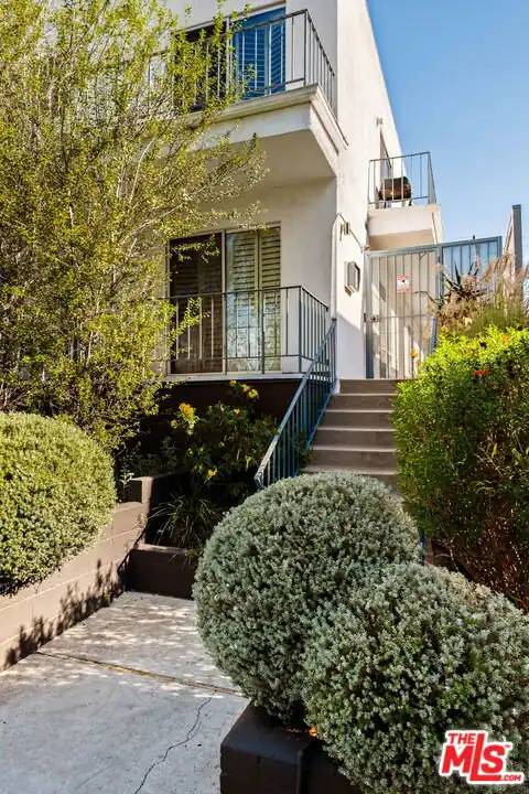 550 N Croft Ave #2, Los Angeles, CA 90048 — photo 5