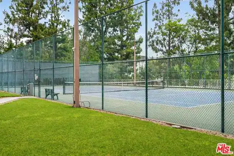 100 S Doheny Dr #402, Los Angeles, CA 90048 — photo 59