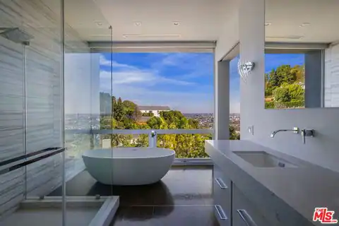 1489 Stebbins Ter, West Hollywood, CA 90069 — photo 12