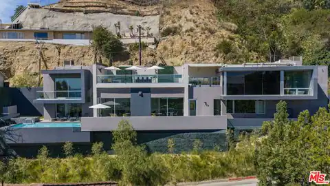 1489 Stebbins Ter, West Hollywood, CA 90069 — photo 17