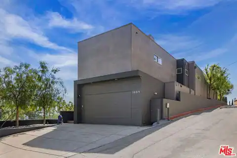 1489 Stebbins Ter, West Hollywood, CA 90069 — photo 21