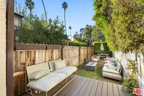 808 Venezia Ave, Venice, CA 90291 — photo 16