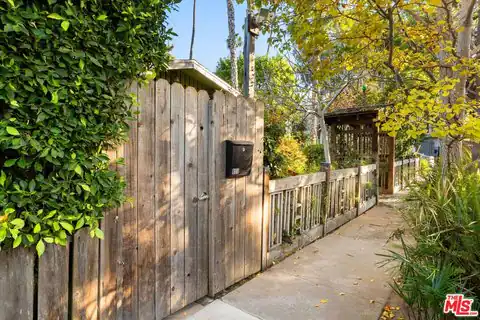 808 Venezia Ave, Venice, CA 90291 — photo 3