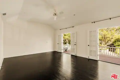 1537 N Orange Grove Ave, Los Angeles, CA 90046 — photo 11