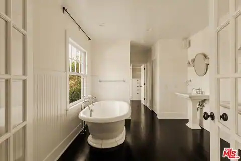 1537 N Orange Grove Ave, Los Angeles, CA 90046 — photo 12