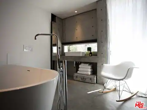 21 27th Ave, Venice, CA 90291 — photo 23