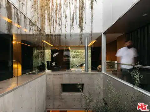 21 27th Ave, Venice, CA 90291 — photo 3