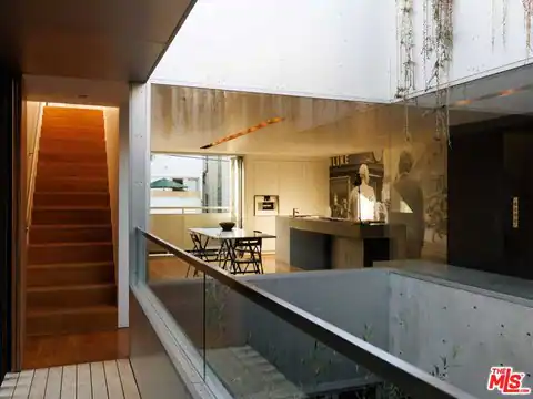 21 27th Ave, Venice, CA 90291 — photo 9