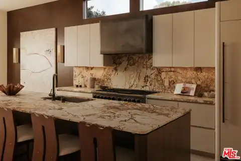 12160 Laurel Terrace Dr, Studio City, CA 91604 — photo 16