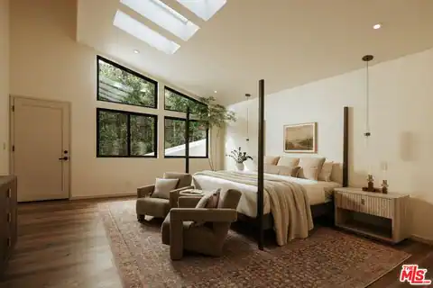 12160 Laurel Terrace Dr, Studio City, CA 91604 — photo 25