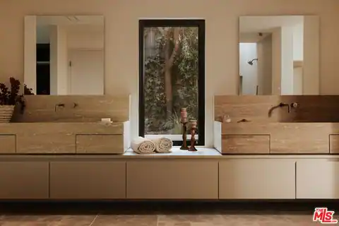12160 Laurel Terrace Dr, Studio City, CA 91604 — photo 29
