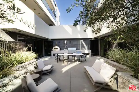411 S Hamel Rd #407, Los Angeles, CA 90048 — photo 13