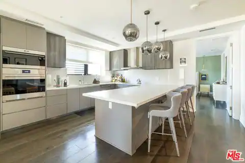 411 S Hamel Rd #407, Los Angeles, CA 90048 — photo 3
