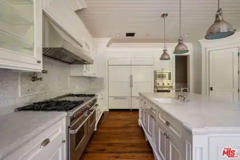 117 S Burlingame Ave, Los Angeles, CA 90049 — photo 24