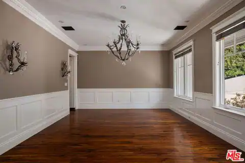117 S Burlingame Ave, Los Angeles, CA 90049 — photo 30