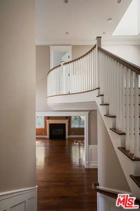 117 S Burlingame Ave, Los Angeles, CA 90049 — photo 32