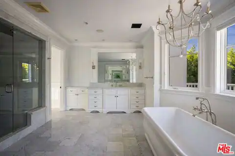 117 S Burlingame Ave, Los Angeles, CA 90049 — photo 42