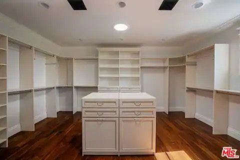117 S Burlingame Ave, Los Angeles, CA 90049 — photo 43