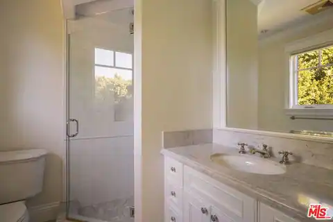 117 S Burlingame Ave, Los Angeles, CA 90049 — photo 52