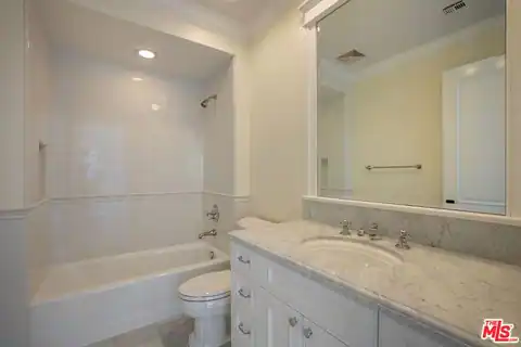 117 S Burlingame Ave, Los Angeles, CA 90049 — photo 55