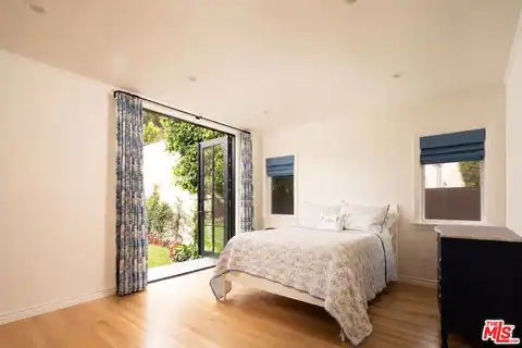 730 Westbourne Dr, West Hollywood, CA 90069 — photo 13