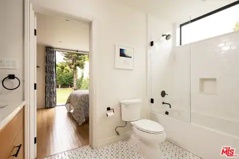 730 Westbourne Dr, West Hollywood, CA 90069 — photo 14